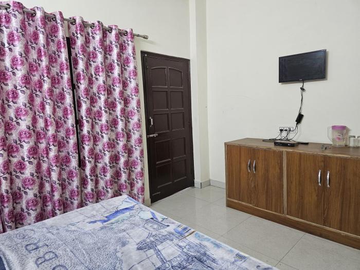 chandresh homestay