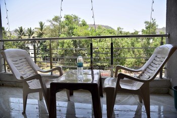 Hotel Landmark Inn,,2 star