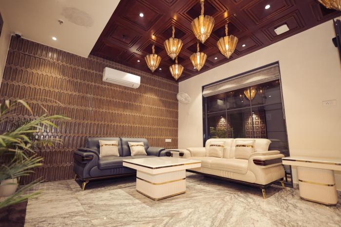hotel vanshi vat