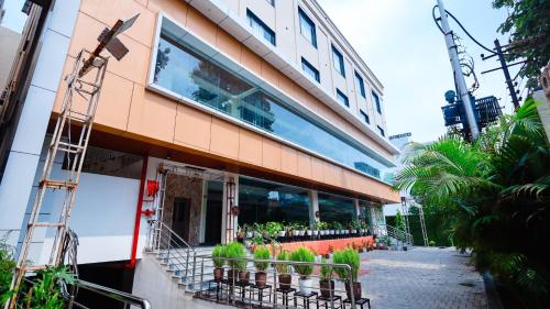 hotel vanshi vat