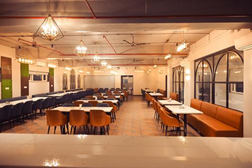 hotel vanshi vat