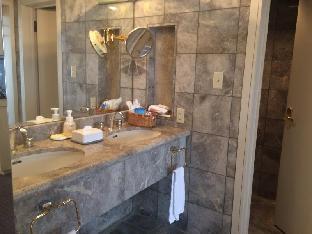 breezbay hotel resort and spa
