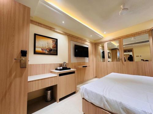 hotel the elite