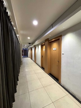Hotel Singh Empire,,2 star