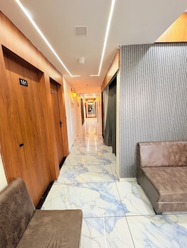 hotel ctm lake