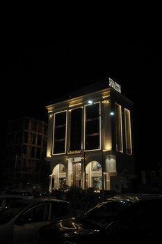 the grand icon