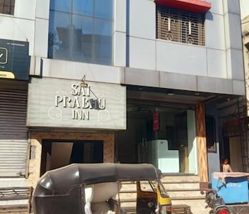 Sai Prabhu Pimpalwadi Rd,,2 star