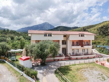 Hotel Residence Il Villaggio Li Cylentos,,0 star