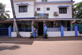 via bw nr calangute beach