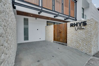 villa rhys canggu