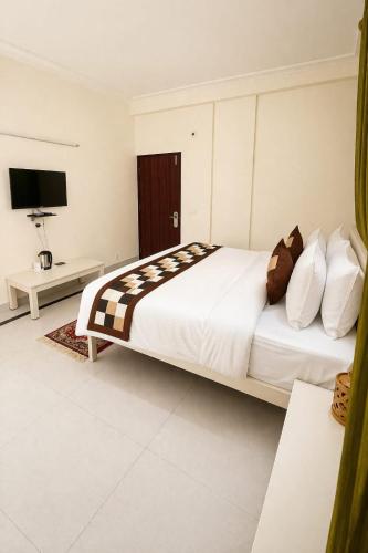 hotel roselle heights