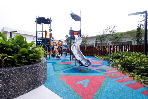 sunsuria forum premier suites setia alam