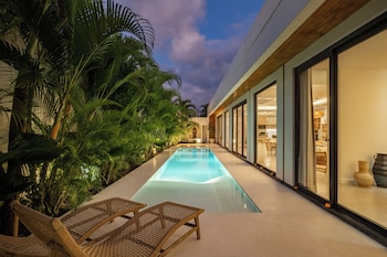 villa malaikat