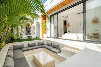 villa malaikat