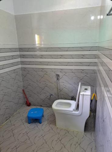 Omji - Kalindi Seva Sadan,,2 star