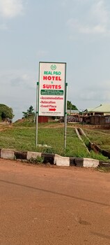 real pandd hotel and suites