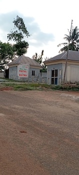 real pandd hotel and suites