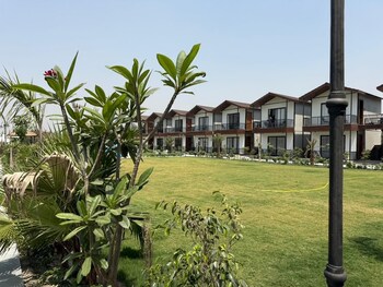 Aayovea Hotels & Resorts, Ayodhya,,3 star