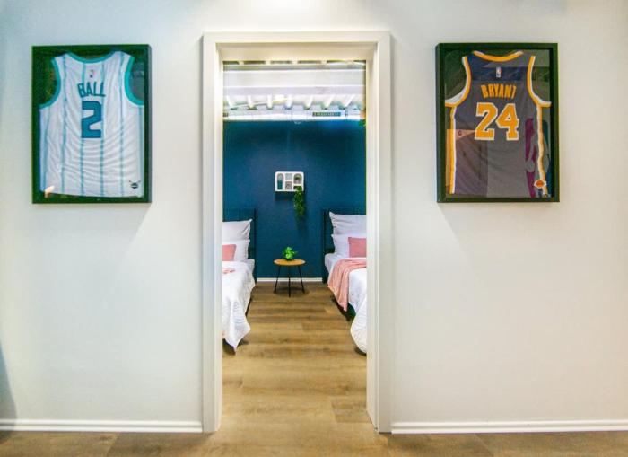 casino whirlpool sauna kino indoor basketball