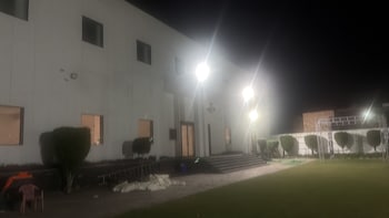 purav hotel