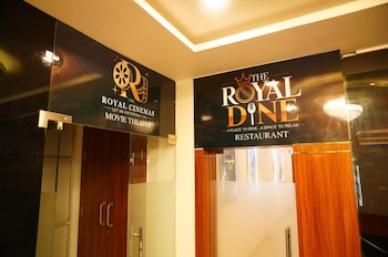 Royal Mint Government Bus Stand Rd,,2 star