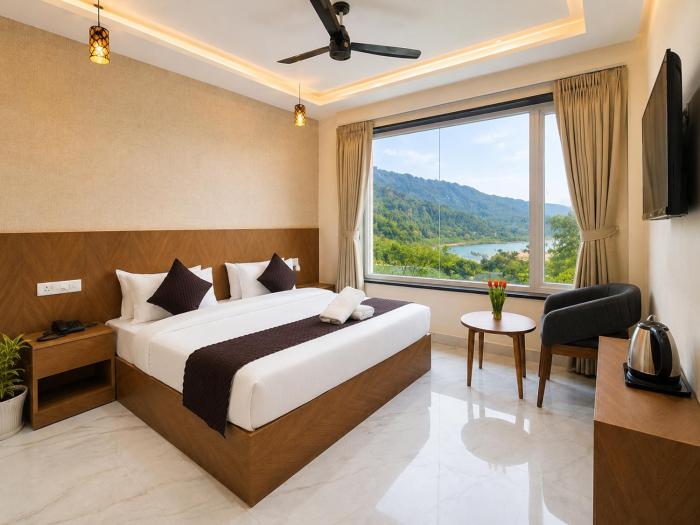 hotel the montara near ganga ghat