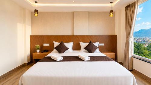 hotel the montara near ganga ghat