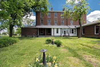 beaumont inn