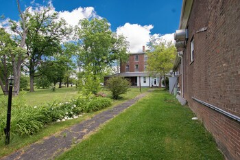 beaumont inn