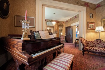 beaumont inn