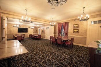 beaumont inn
