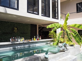 Piscis Art By Ool Hotels,,3 star