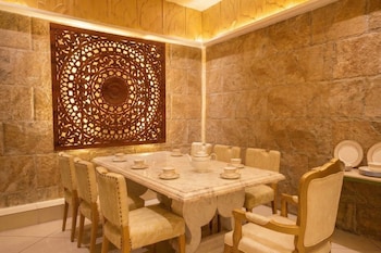 Swaranjali,,3 star