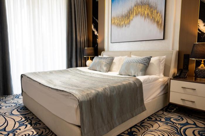 mustafa hotel