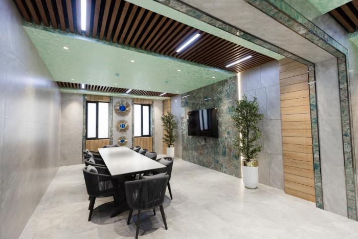 mustafa hotel
