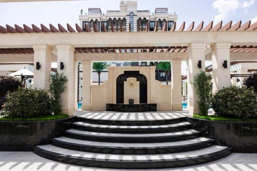 mustafa hotel