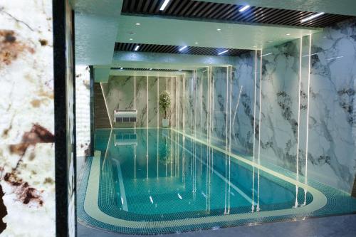 mustafa hotel