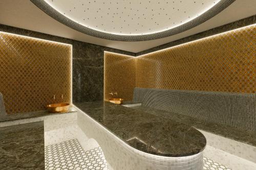 mustafa hotel