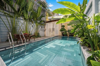 Cam On Hideaway Villa,,4 star