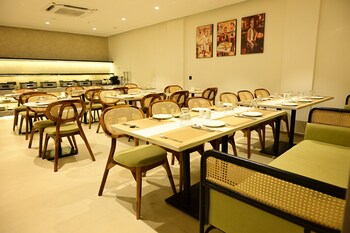 trevon hotel gujrat centrale