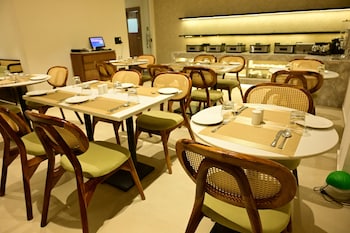 trevon hotel gujrat centrale