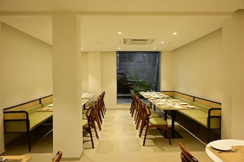trevon hotel gujrat centrale