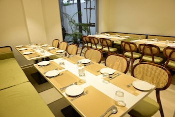 trevon hotel gujrat centrale