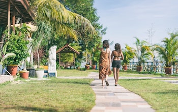 Lost Paradise Resort,George Town>>Batu Ferringhi,3 star