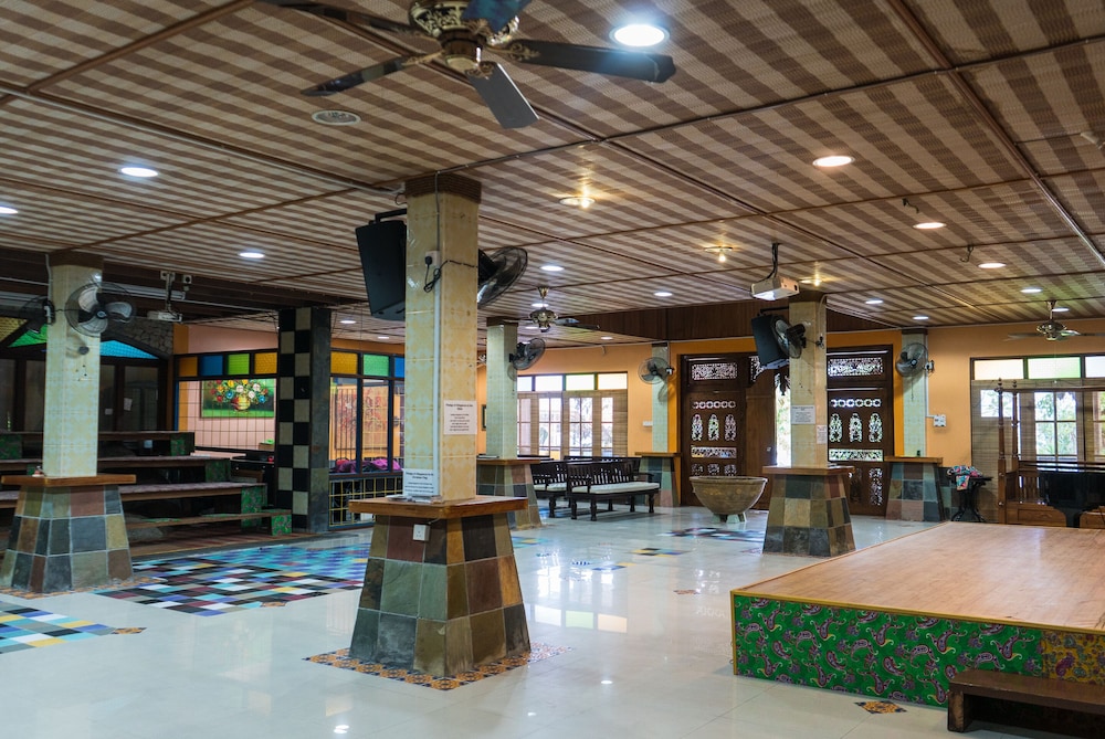 lost paradise resort