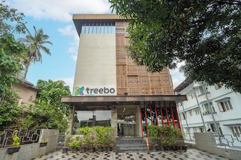 treebo premium lavender kochi infopark