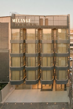 Melange Hotel - Golf Course Road,,4 star