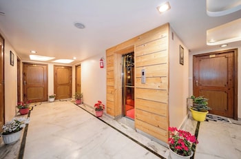 Hotel Riverside Resort Near Kainchi Dham,,2 star