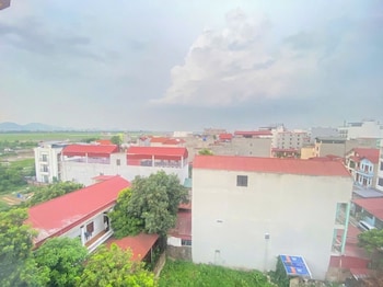 lucky eden noi bai hotel