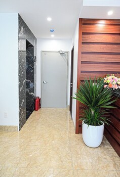 lucky eden noi bai hotel